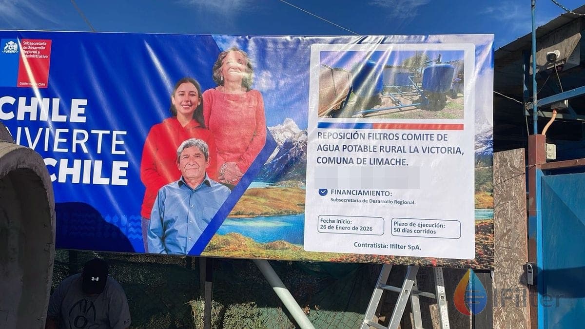 Letrero de la obra de reposición de filtros del Comité de Agua Potable Rural La Victoria